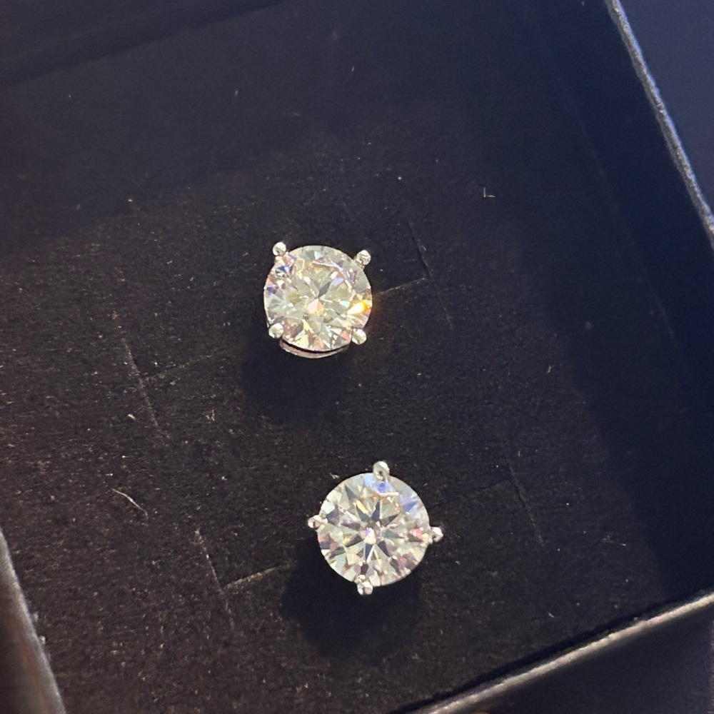 GRA CERTIFIED PASSES Moissanite Earrings 7mm Or 2.5 Carats 925 Silver (RE